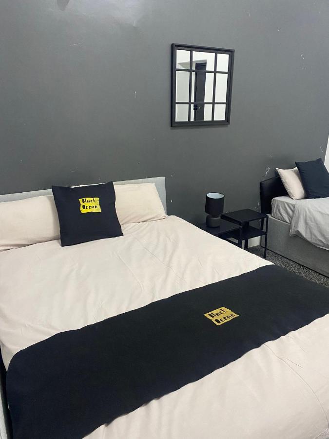 Black Ocean Holiday Apartments 블랙풀 외부 사진