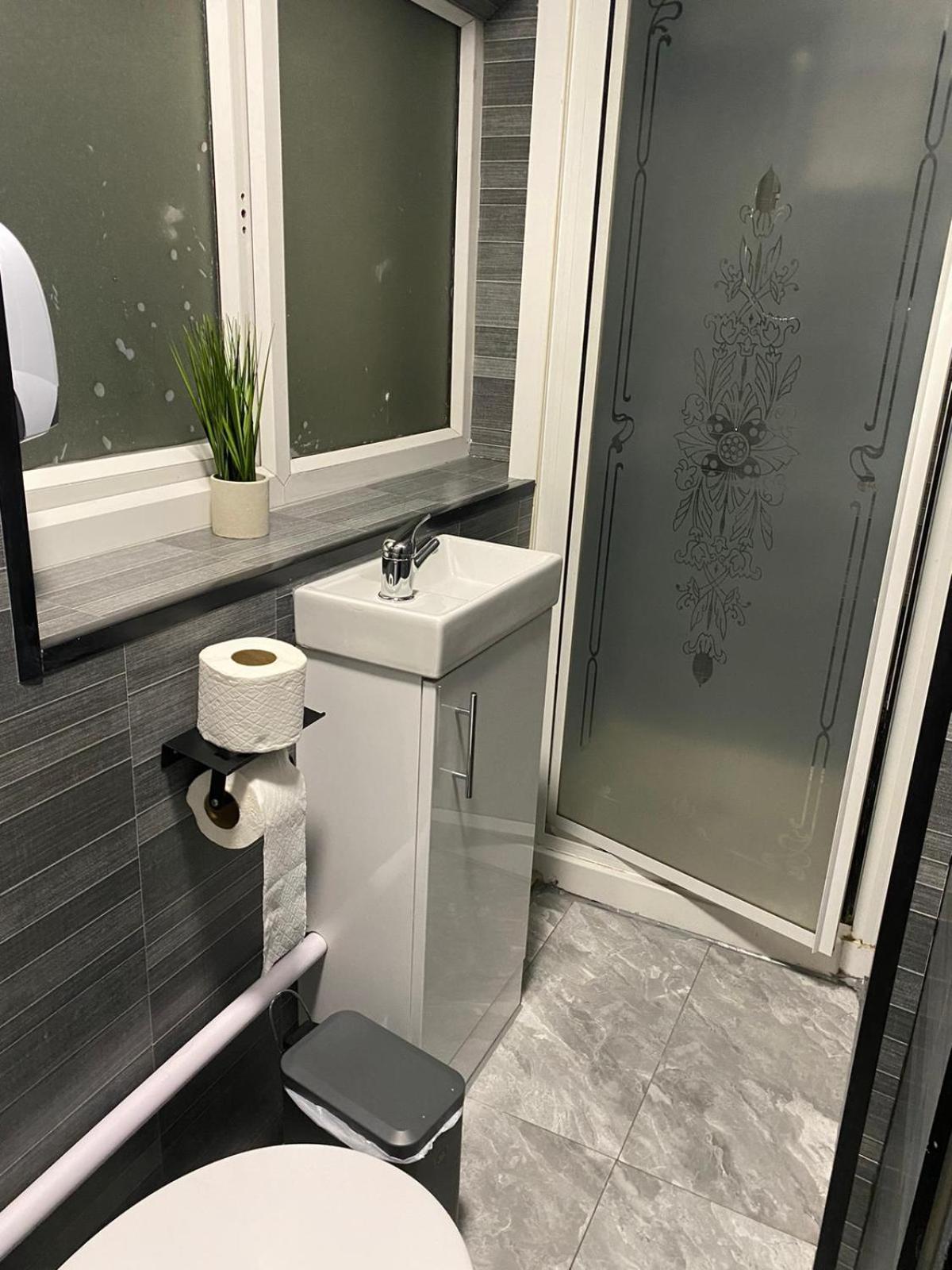 Black Ocean Holiday Apartments 블랙풀 외부 사진