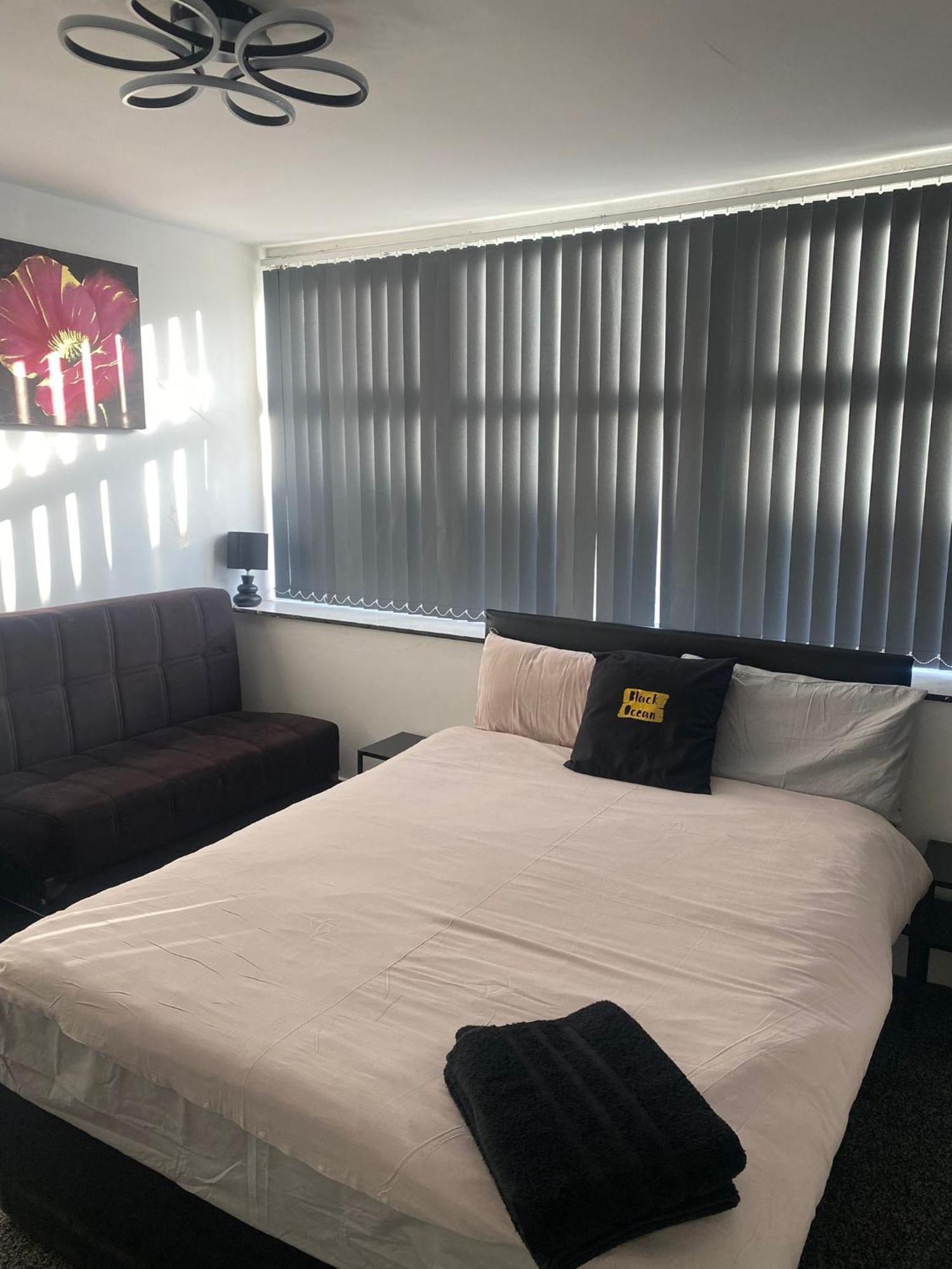 Black Ocean Holiday Apartments 블랙풀 외부 사진