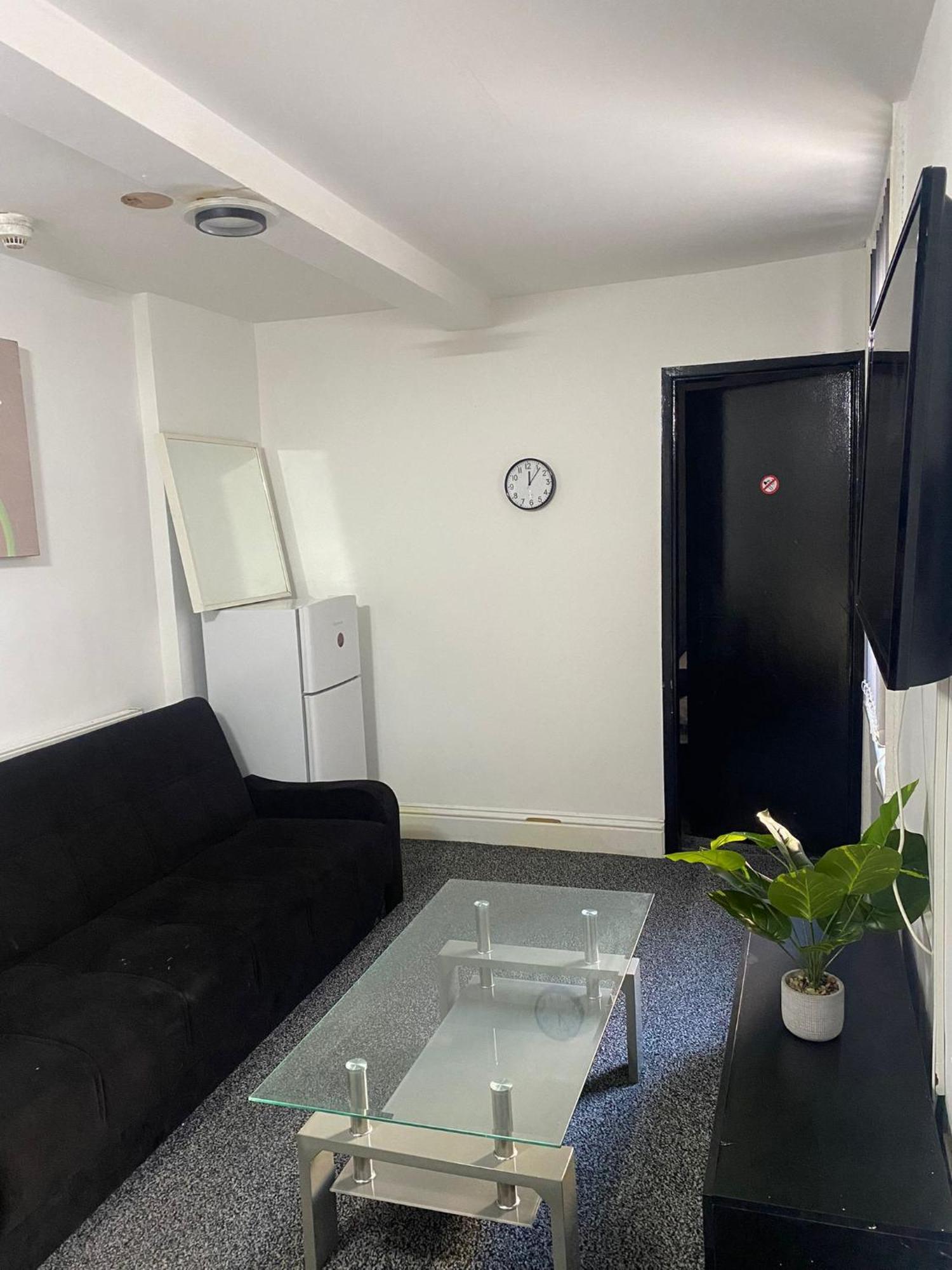 Black Ocean Holiday Apartments 블랙풀 외부 사진